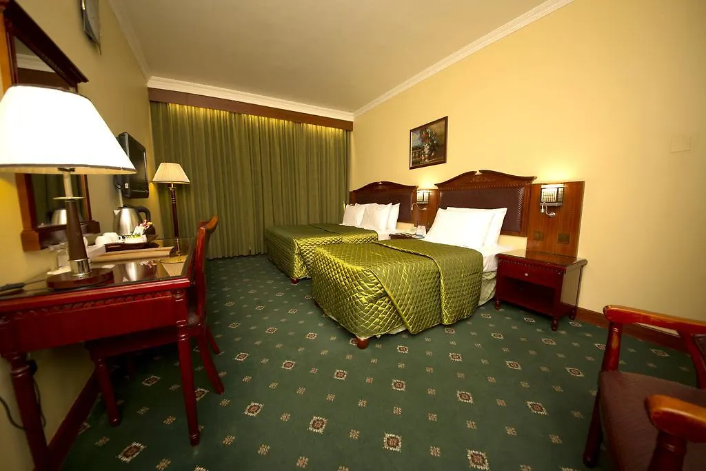 Mount Royal Hotel Dubai 2*,